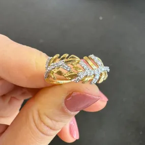 9ct Yellow Gold Diamond Leaf Ring